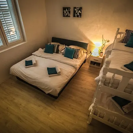 Nijona Apartment